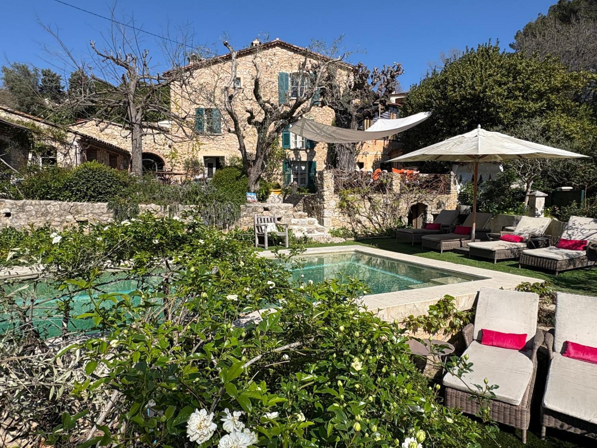Les Rosees Mougins Buitenkant foto