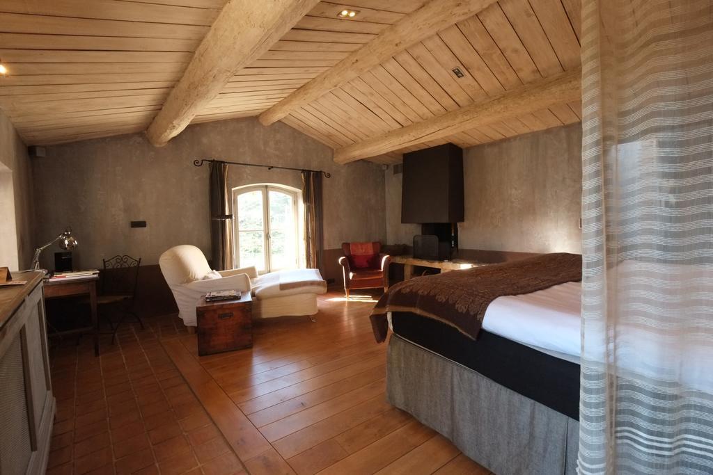 Les Rosees Mougins Buitenkant foto